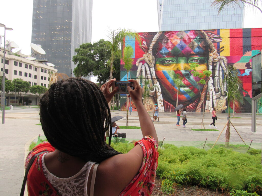 Conheça o Mural Etnias, no Rio de Janeiro