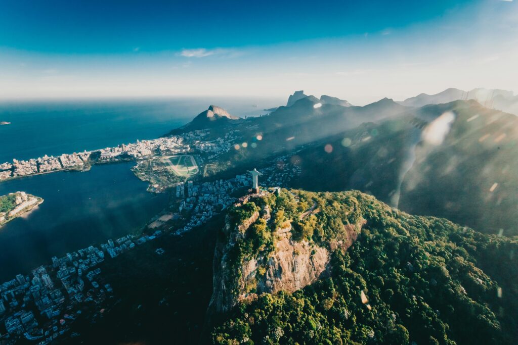 Rio de Janeiro supera Bangkok e é eleito o melhor destino para nômades digitais