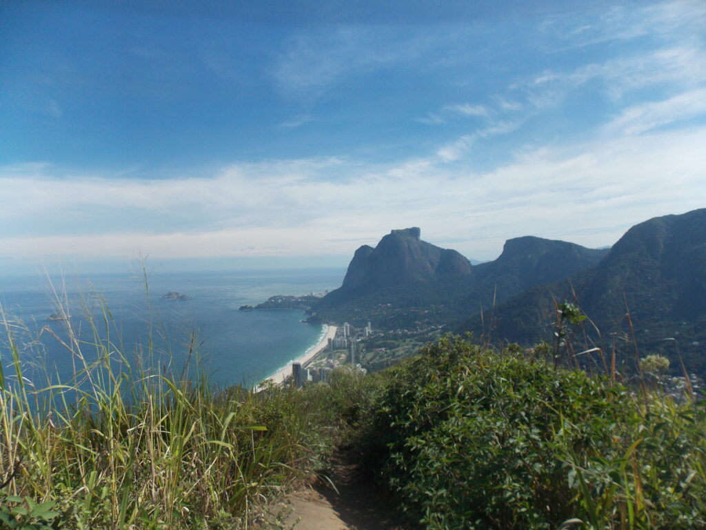 Trilha do Morro Dois Irmãos - o que você precisa saber antes de ir