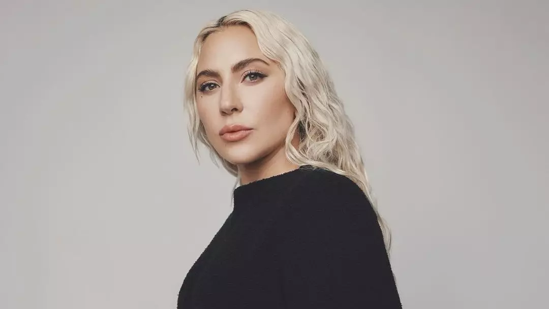 Fã ‘profetizou’ show na praia de Lady Gaga há 8 anos: ‘Quando voltar, faz show de graça em Copacabana!’