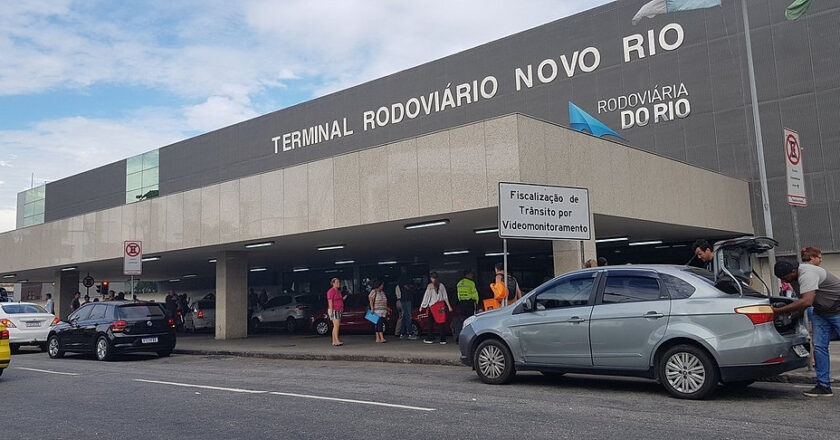 Passagem de ônibus SP-Rio dispara até 400% com show de Lady Gaga no feriado
