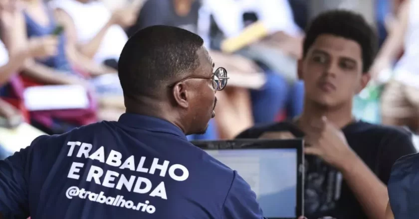Oferta de Emprego: Trabalha Rio percorrerá oito bairros nesta semana
