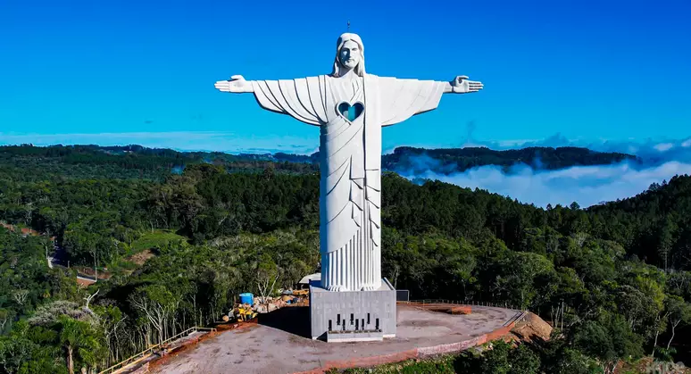 Cristo mais alto do mundo é inaugurado no Rio Grande do Sul