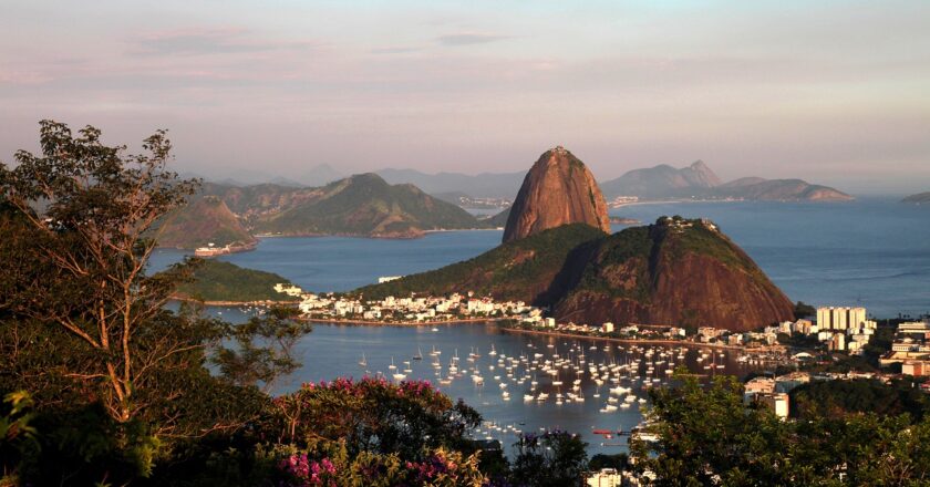 Quem nasce no Rio de Janeiro é chamado de que?