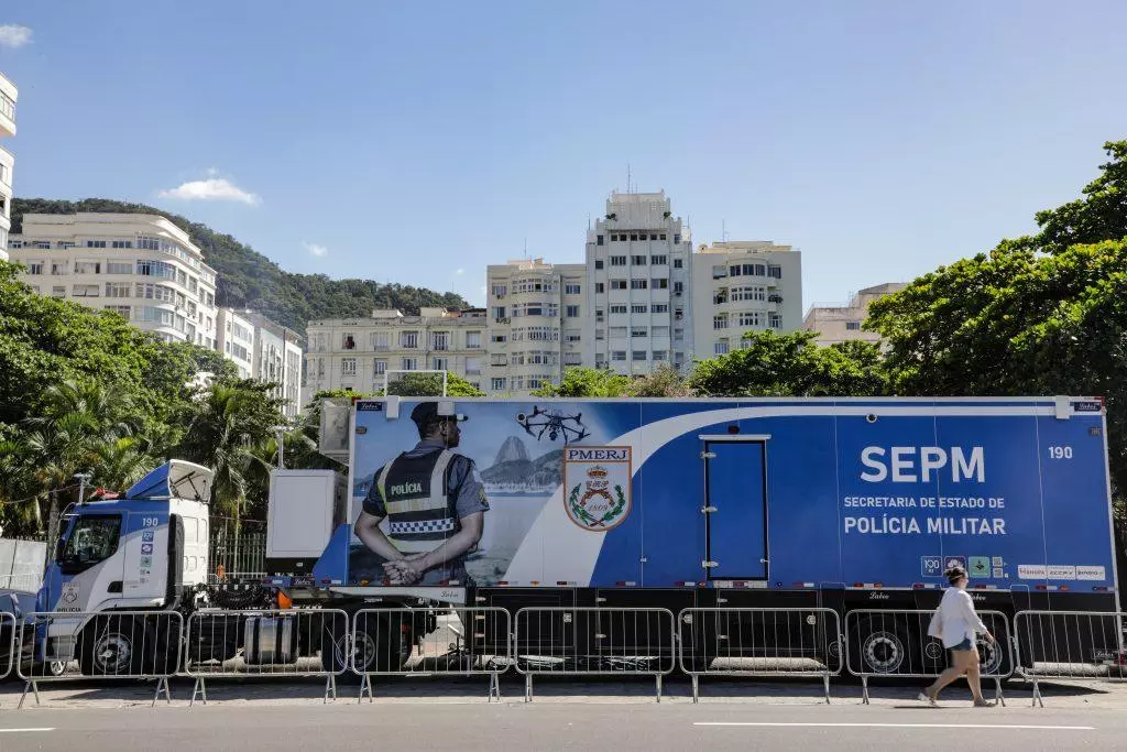 Show de Lady Gaga: Copacabana recebe esquema especial com policiamento, saúde e transporte