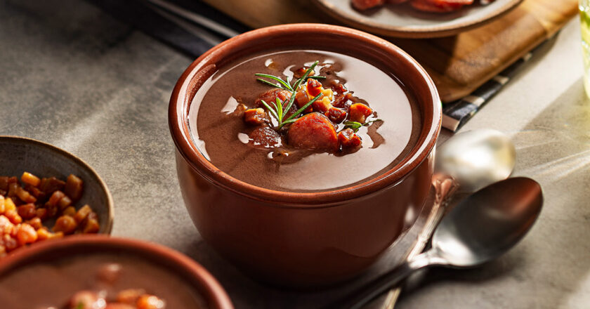 Caldo de Feijão: receita fácil e rápida de fazer