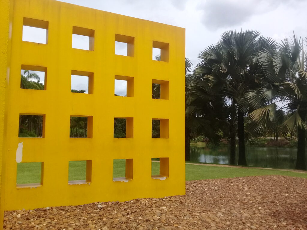 Invenção da cor, Penetrável Magic Square – Hélio Oiticica - Inhotim 