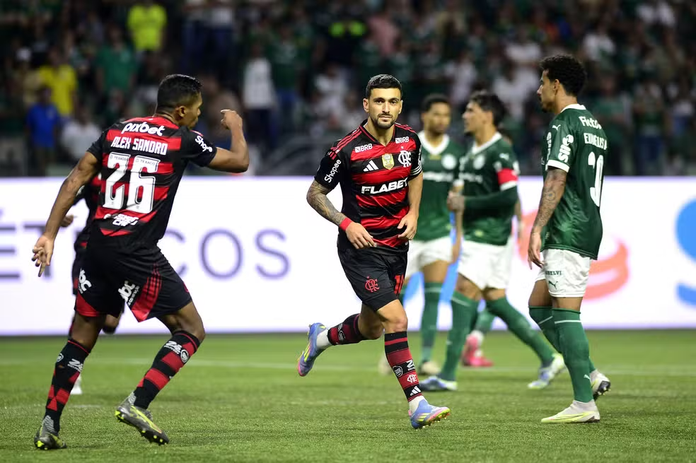 Arrascaeta volta a liderar artilharia do Brasileirão; veja ranking