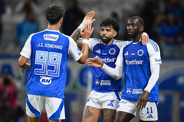 Onde assistir Cruzeiro x Unión Santa Fe ao vivo, horário, escalações e tudo sobre o jogo pela Sul-Americana