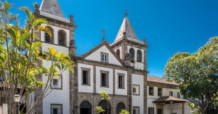 Mosteiro de São Bento RJ: como visitar, horários das missas e canto gregoriano