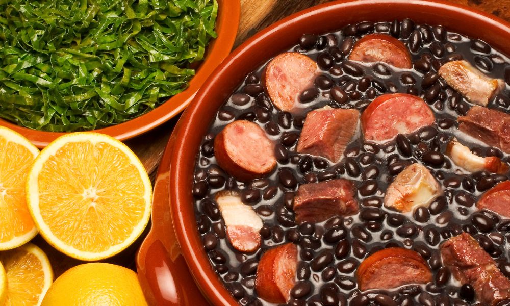 Receita de Feijoada: veja como fazer esse prato delicioso