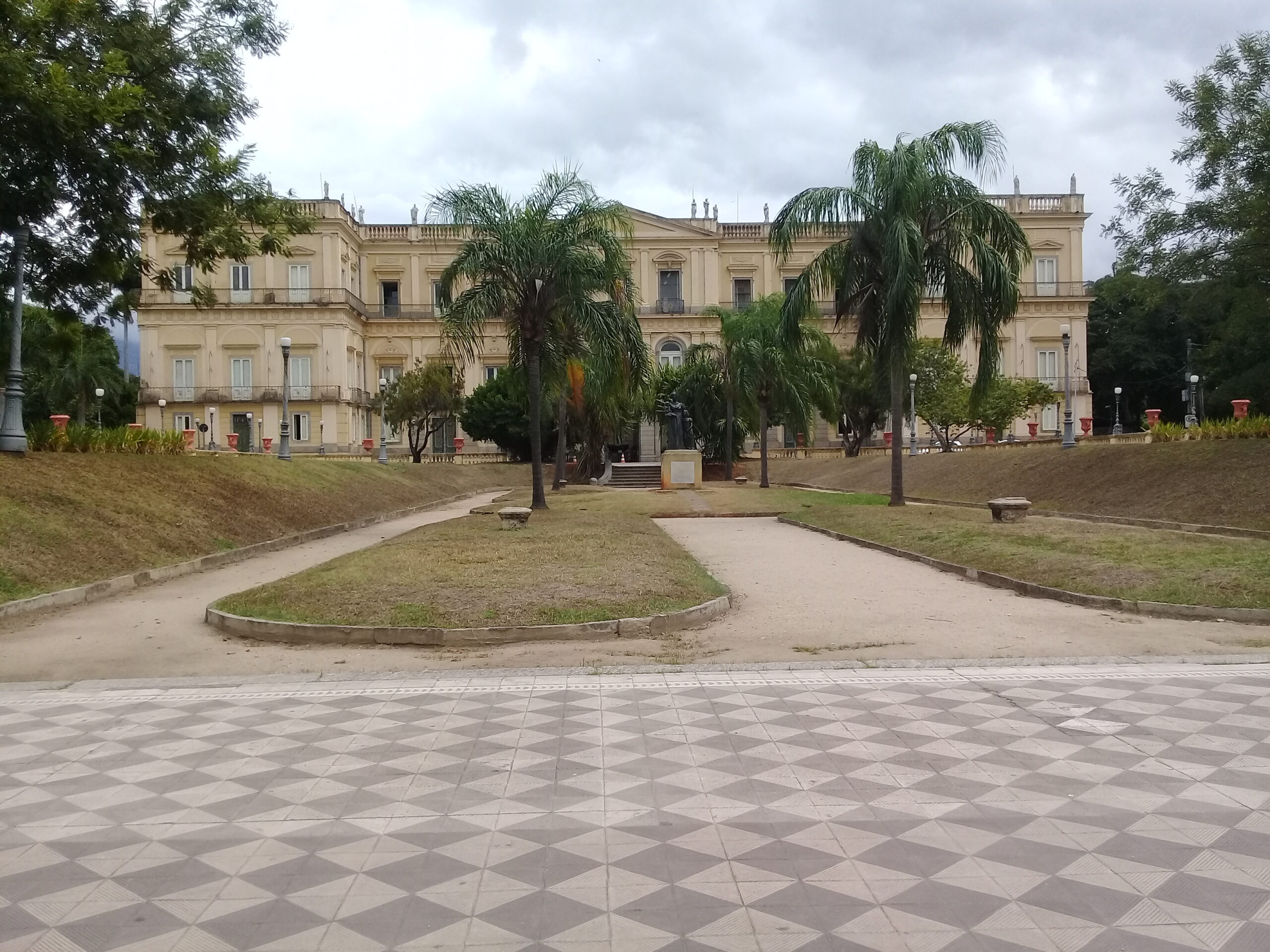Museu Nacional adia visitação de área interna; 207 anos serão celebrados em evento com oficinas e atividades