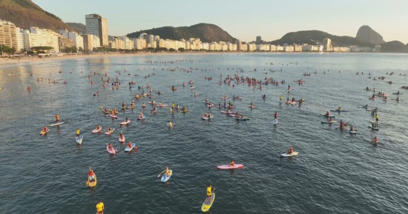 Rio cria normas para prática coletiva de stand up paddle após incidente no Leme