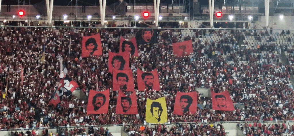Flamengo atropela Fortaleza, assume liderança e embala para o Mundial