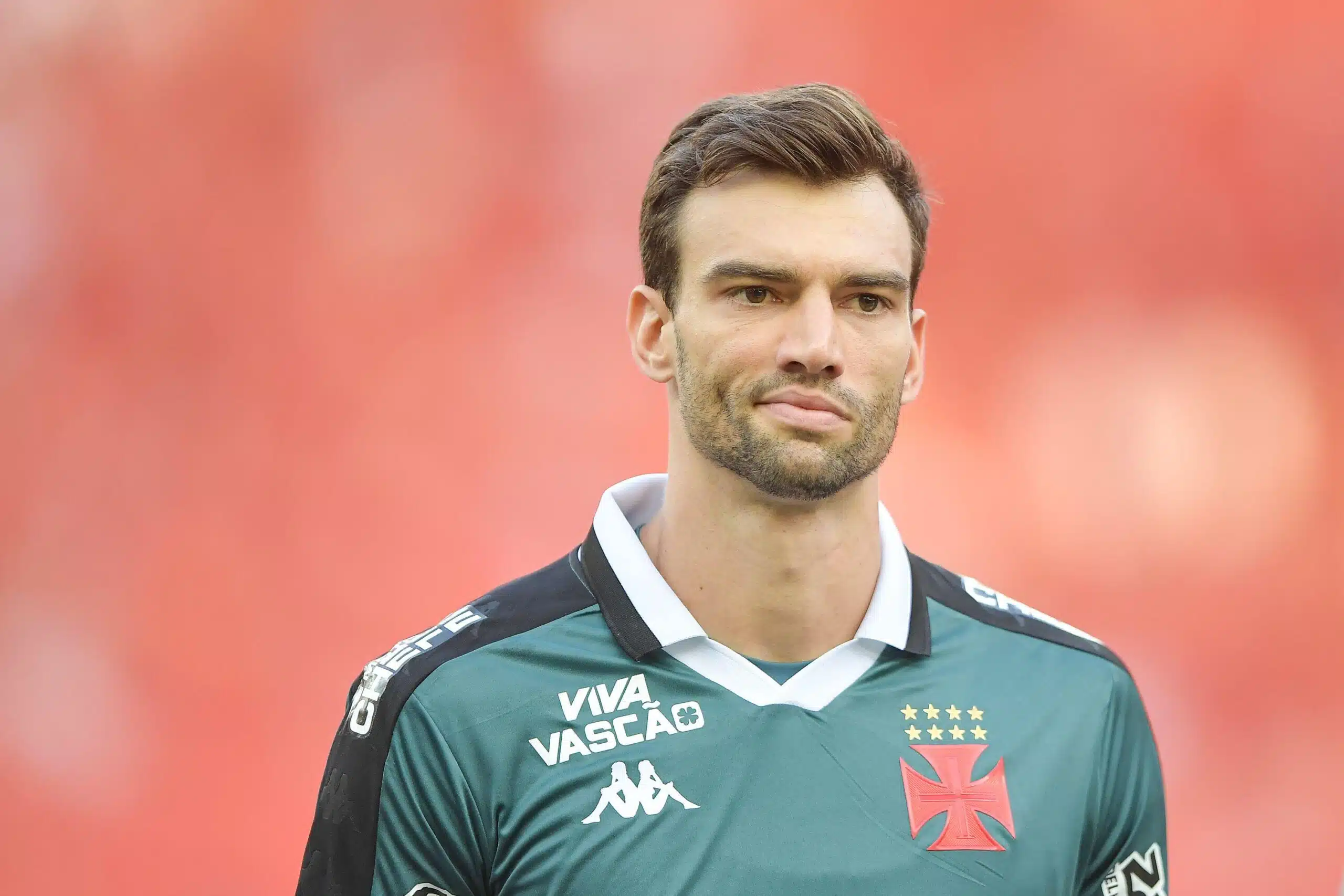 Léo Jardim é expulso por fazer cera em Internacional x Vasco