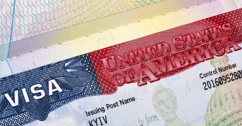 Imigração dos EUA vai considerar ‘antiamericanismo’ para analisar solicitações de visto de imigrantes