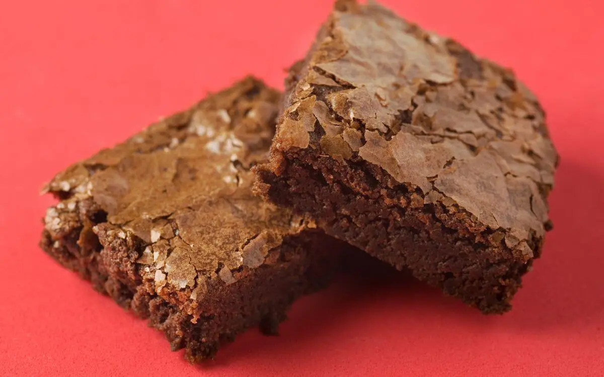 Como Fazer Brownie de Chocolate "Macio por Dentro"