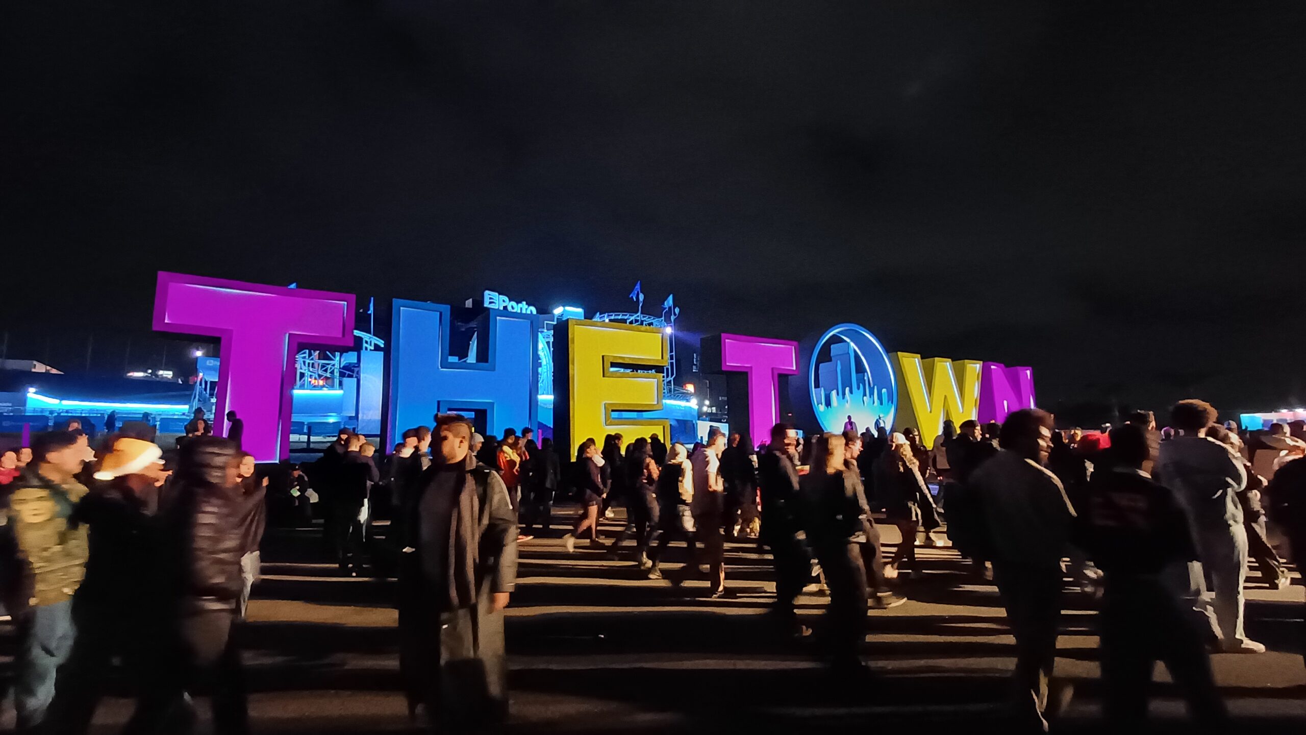 Hotéis próximos ao Autódromo de Interlagos: onde ficar durante os festivais